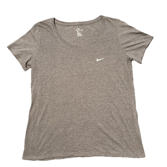 Nike The Nike Tee Gray Spoon Neck Athletic Cut T-Shirt Women's Size M - Picture 1 of 5